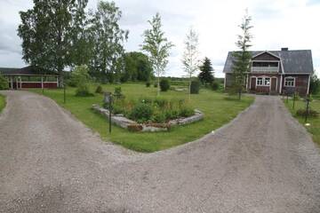 Фото номера Двухместный номер с 1 кроватью, вид на озеро Гостевой дом Guesthouse Kumpunen г. Petäjävesi 3